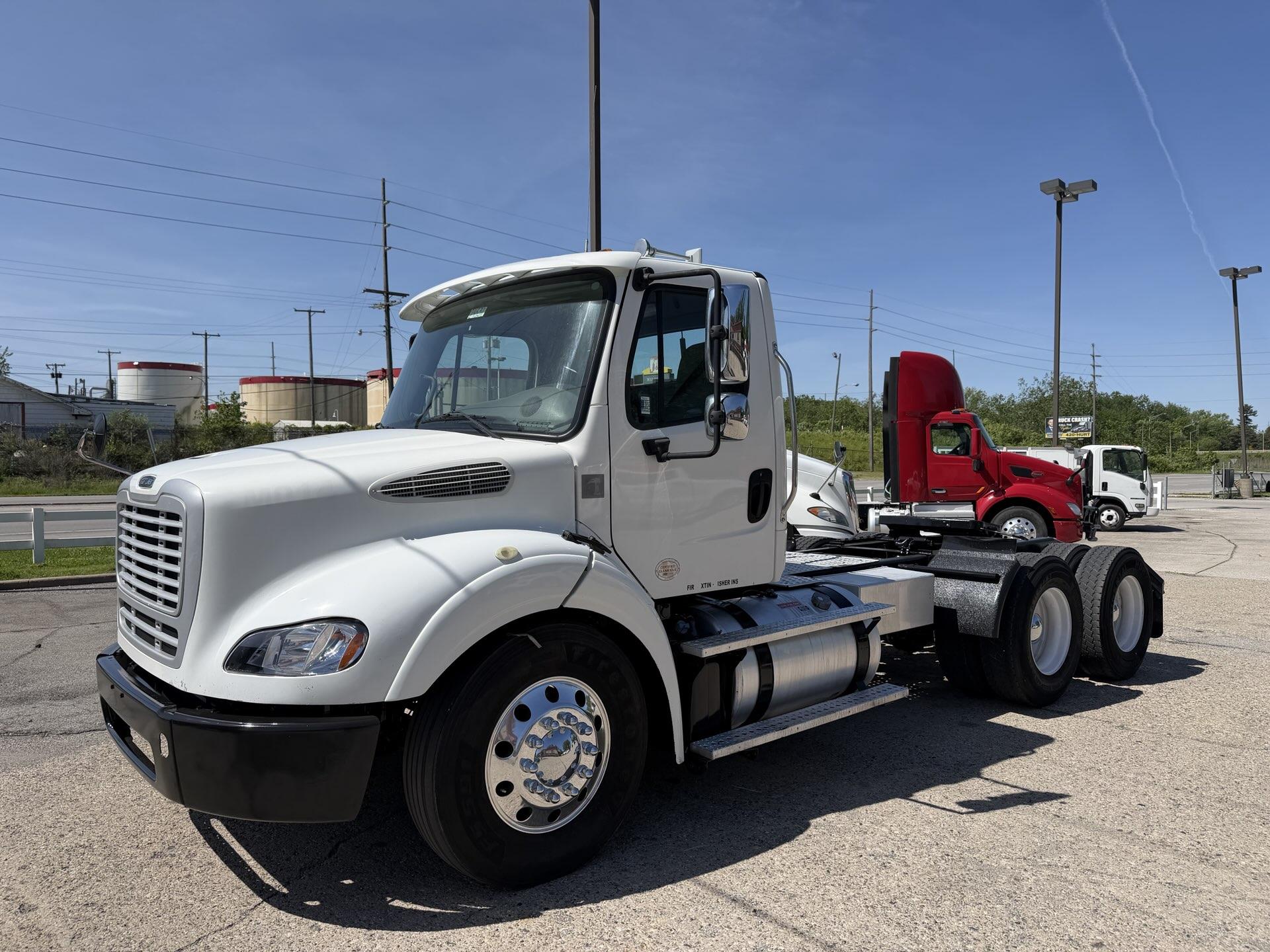 2017 Freightliner M2 112