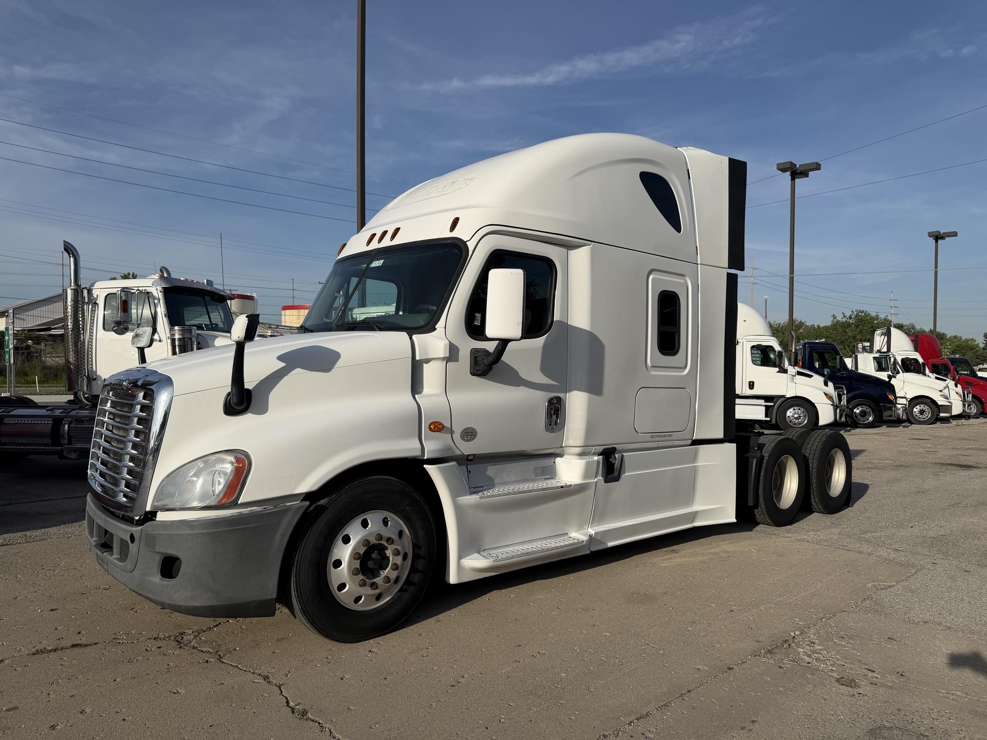 2015 Freightliner Cascadia 125