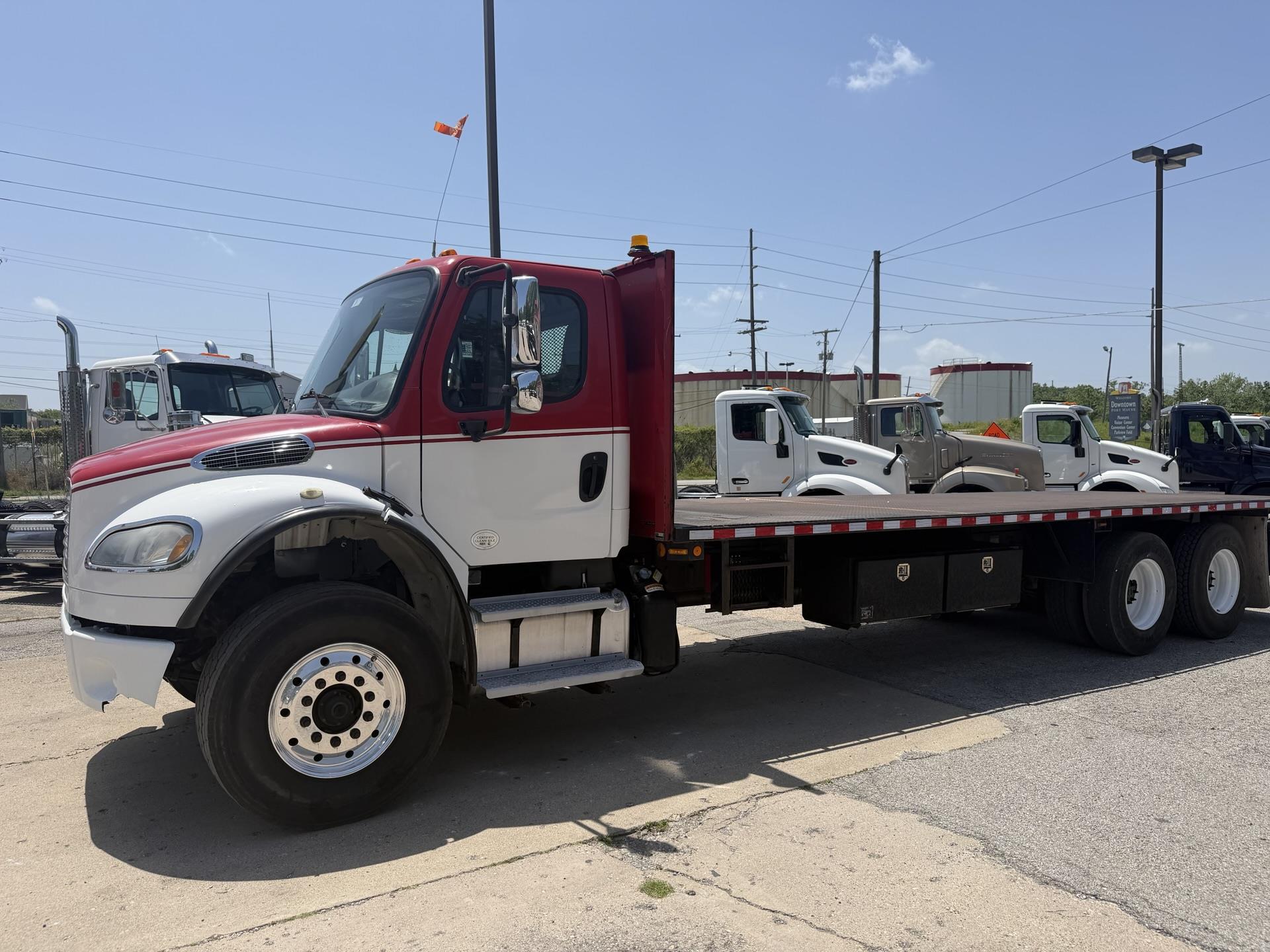 2014 Freightliner M2 106