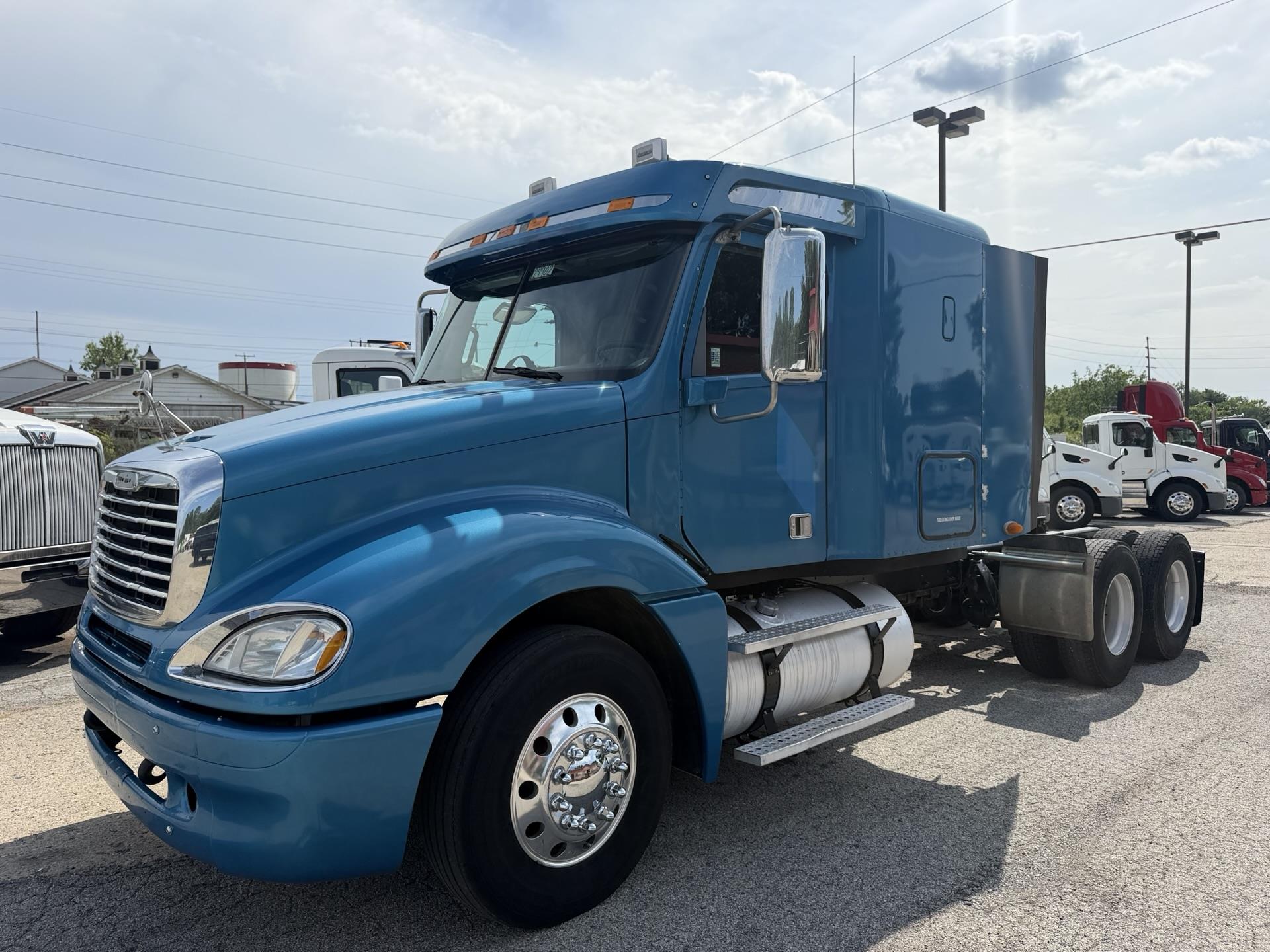 2015 Freightliner Columbia