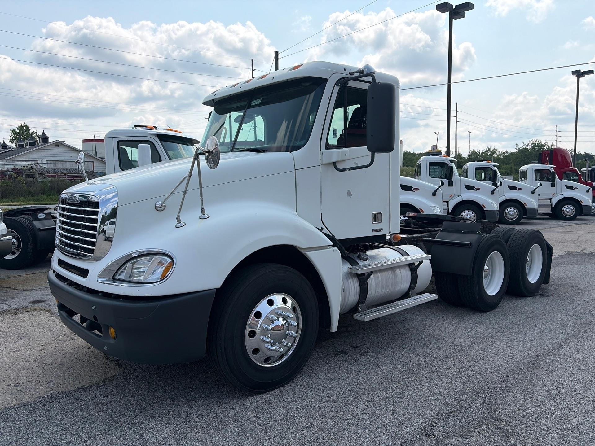 2007 Freightliner Columbia