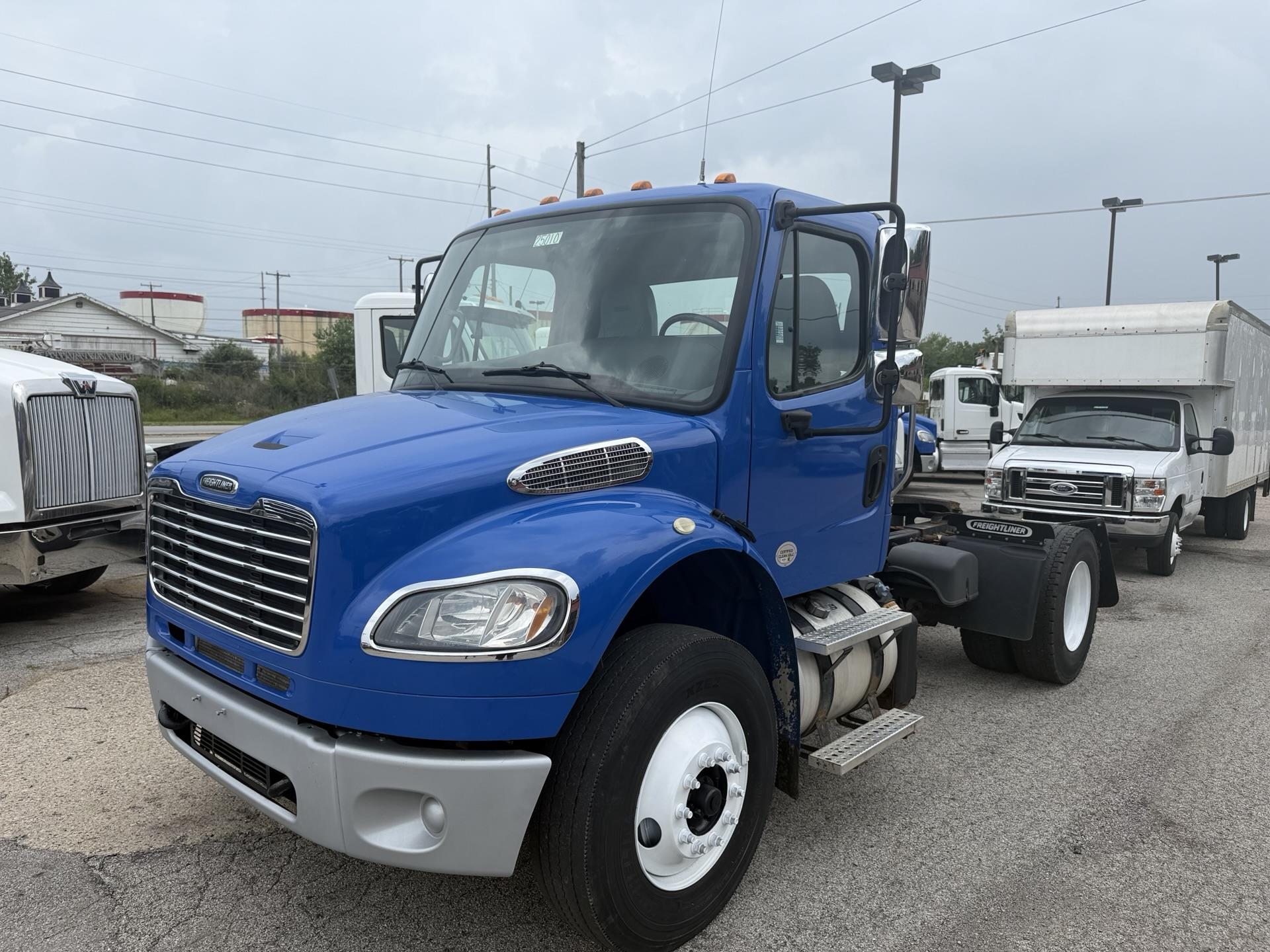 2015 Freightliner M2