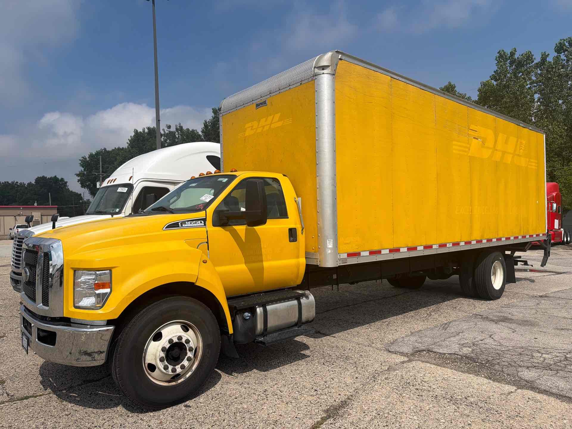 2023 Ford F650