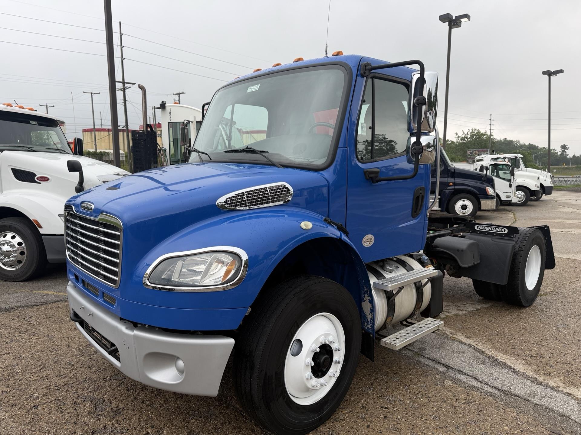 2017 Freightliner M2