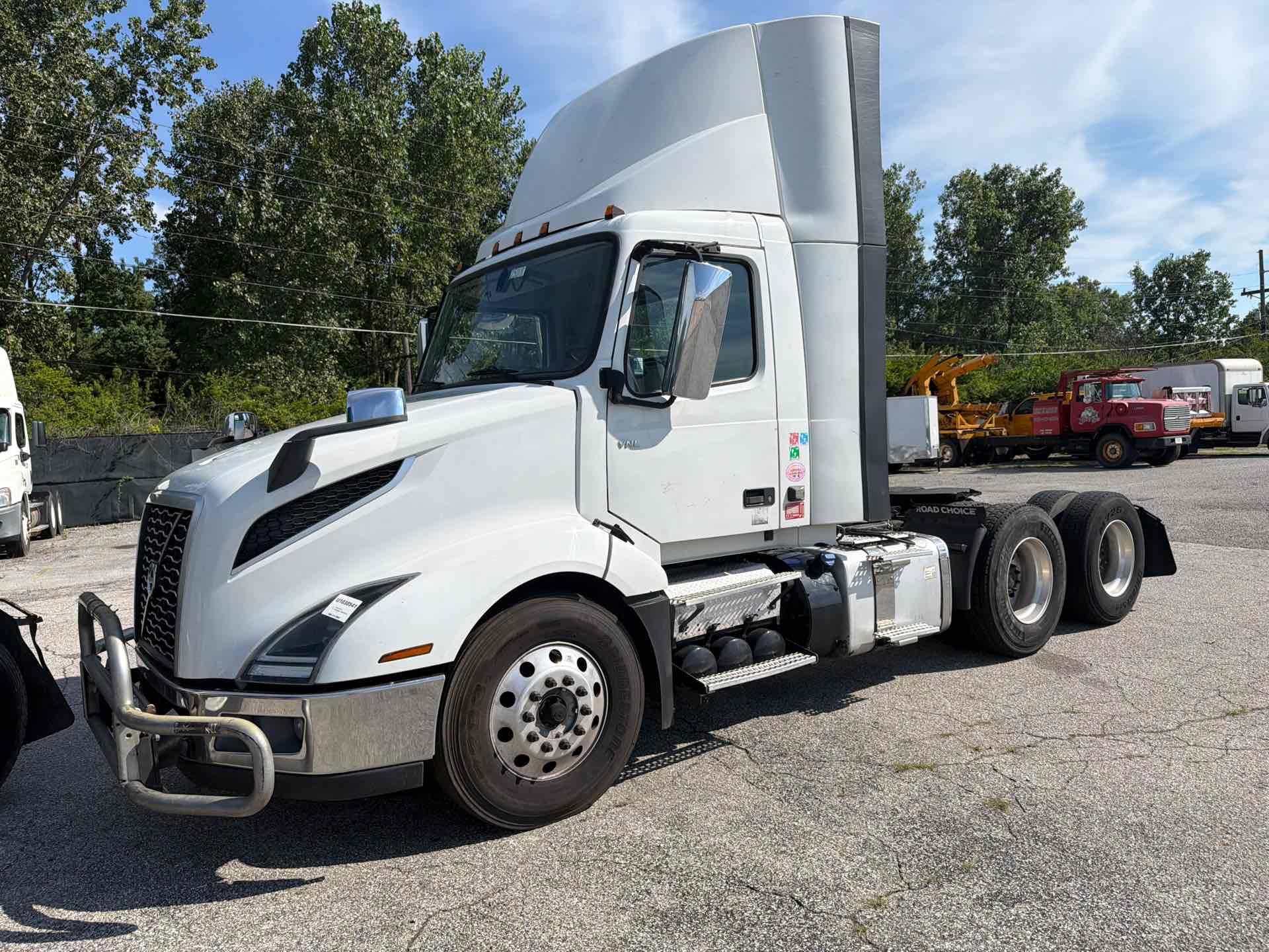2021 Volvo VNL