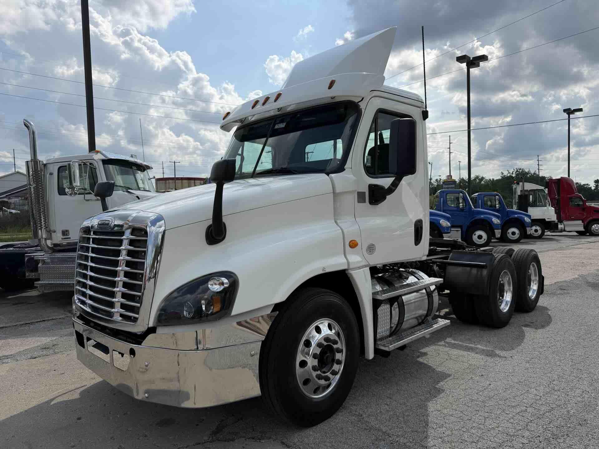 2018 Freightliner Cascadia 125