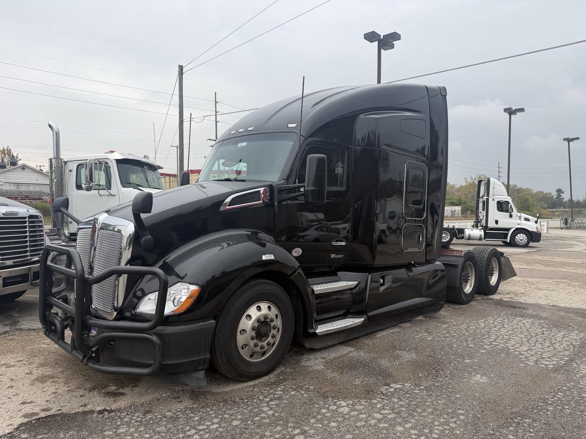 2022 Kenworth T680