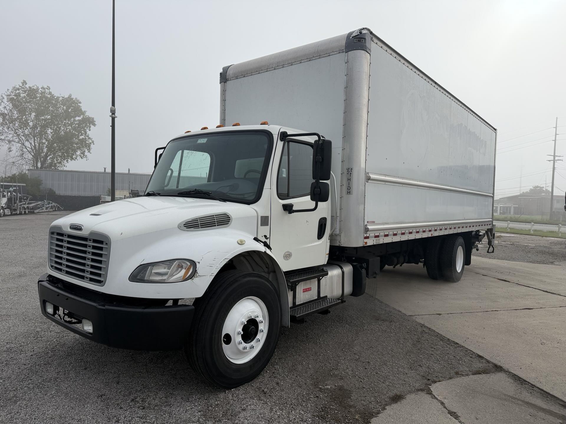 2018 Freightliner M2 106