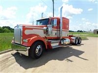 2019 Kenworth W900L