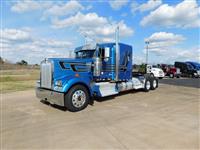 2017 Kenworth W900L