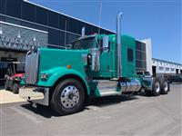 2020 Kenworth W900L