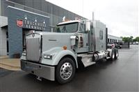 2021 Kenworth W900L